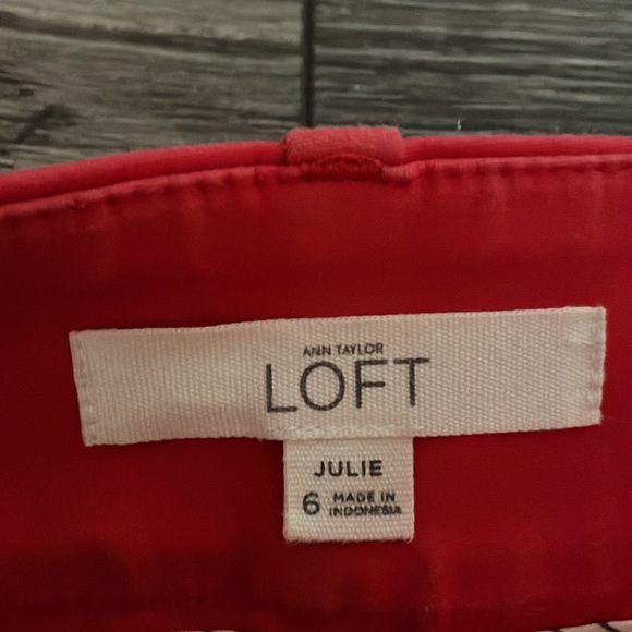 Pink Capri Pants - Picture 2 of 3